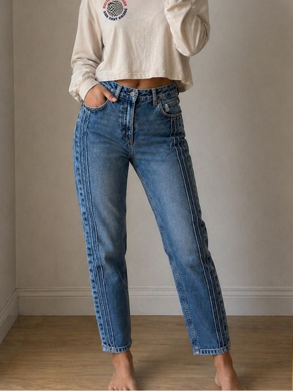 🌼 3/$15 Urban Outfitters BDG High Rise Blue Denim Pin Tuck Mom Jeans - 26w